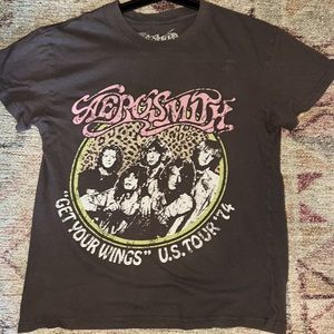 tee-shirt is barley worn, no stains, comment if you want to see a pic with it on